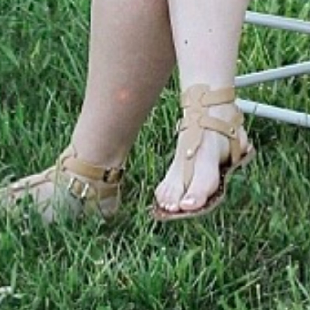 Target sandals - Picture 5 of 5